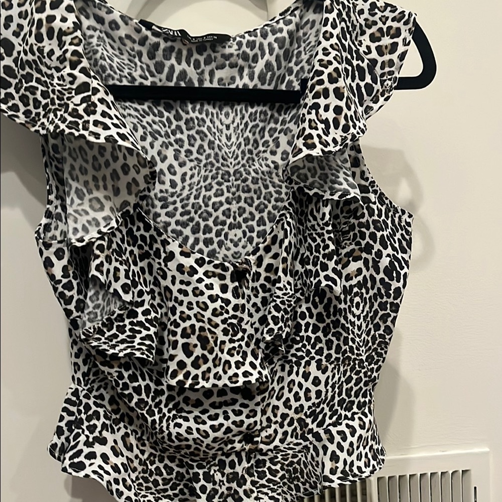 ZaraLeopard Print Ruffle Sleeveless Top